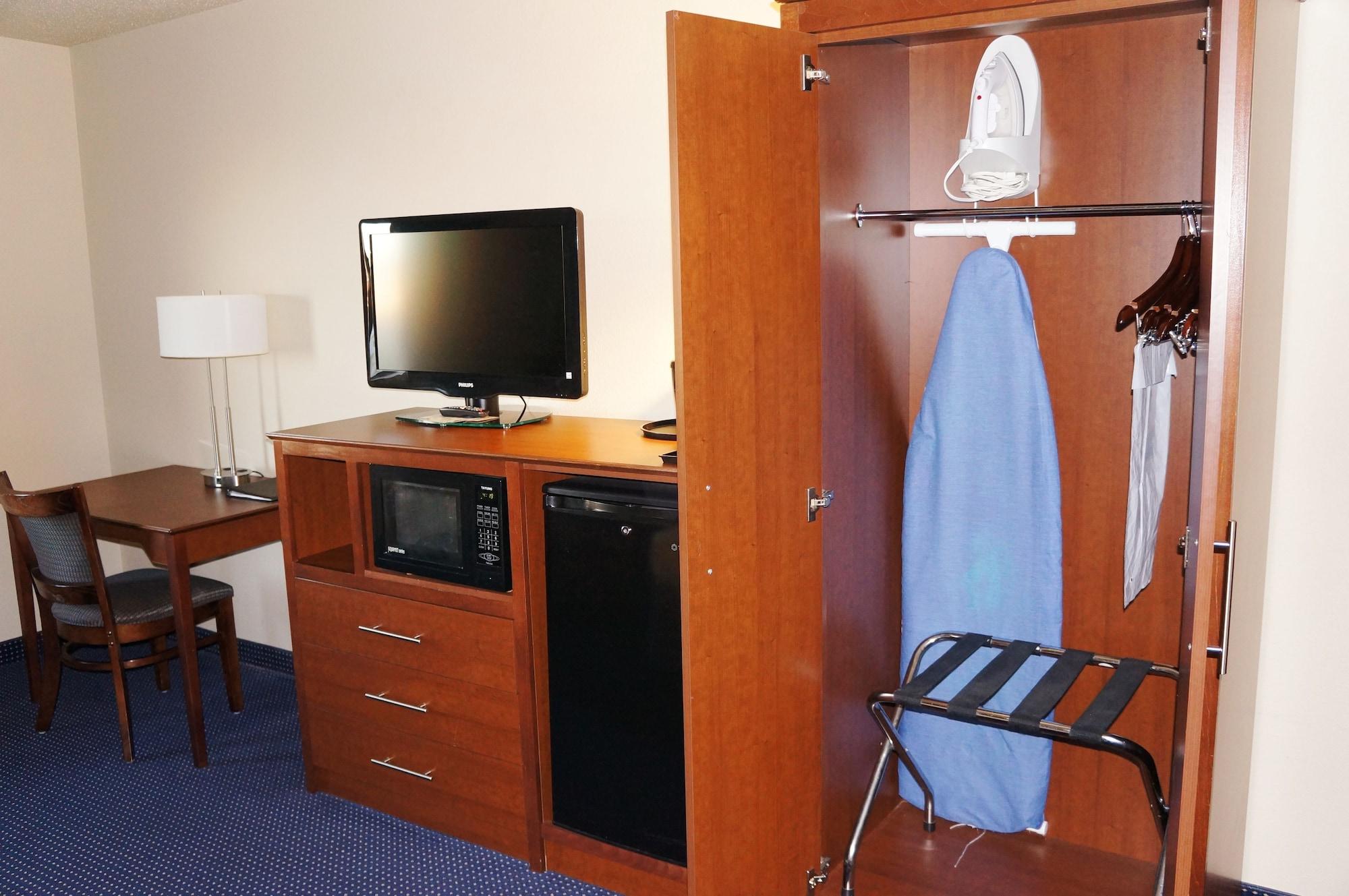 Americinn By Wyndham Fort Dodge Esterno foto