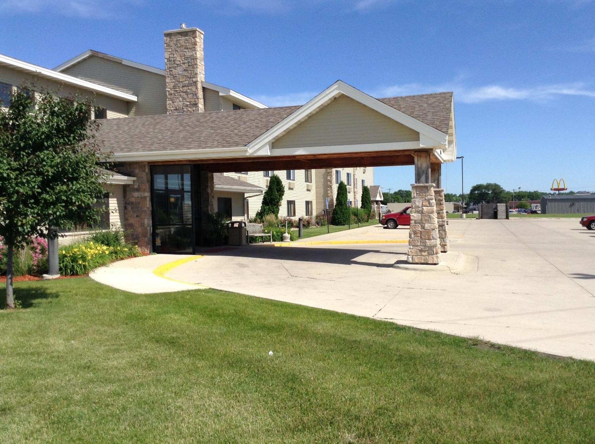 Americinn By Wyndham Fort Dodge Esterno foto